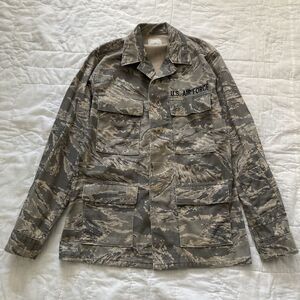 Vintage US Air Force Jacket Size Mens XS 32R Utility Tiger Stripe Desert Camo